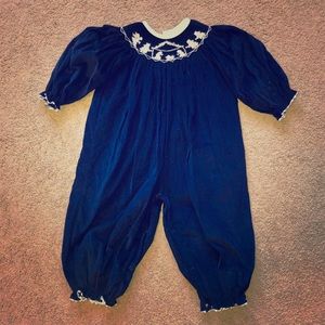 Girls’ long bubble!